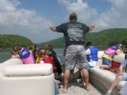 Norris Lake&nbsp;The crowd is under control